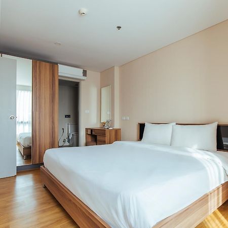 Roomme Hospitality Nang Linchee Branch Bangkok Eksteriør bilde