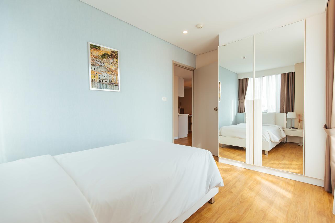 Roomme Hospitality Nang Linchee Branch Bangkok Eksteriør bilde