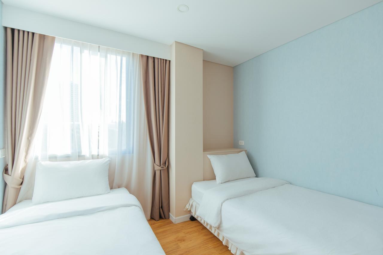 Roomme Hospitality Nang Linchee Branch Bangkok Eksteriør bilde