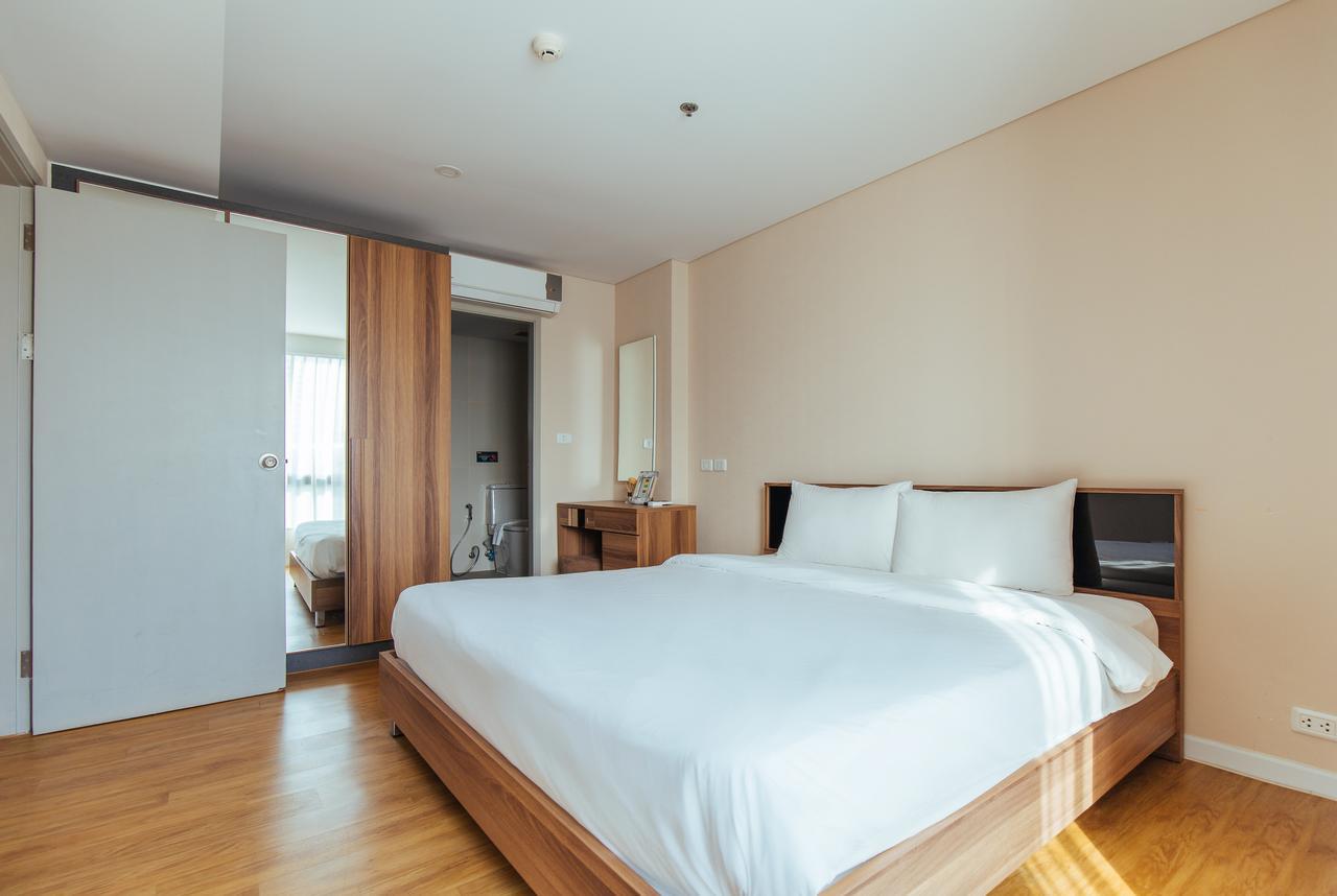 Roomme Hospitality Nang Linchee Branch Bangkok Eksteriør bilde